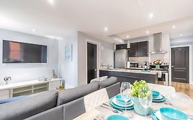 Pet Friendly - 1Br Newly Renovated Apartment